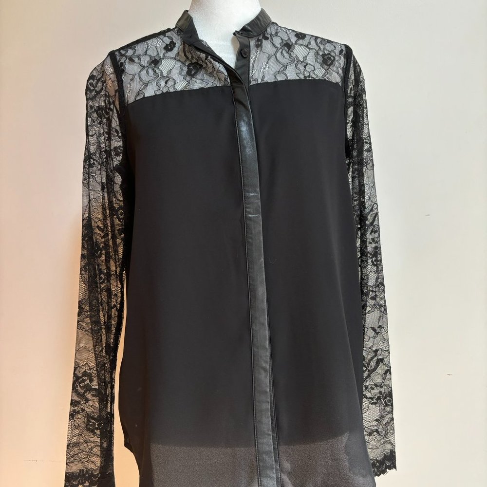 SALE 3️⃣ for $8! XS Black Lace & Leather Blouse // Express